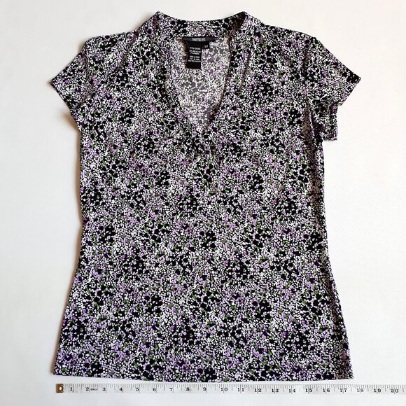 CHAPTER ONE Vneck Short Sleeve Blouse with Rushing Detail in Violet Floral Print - Picture 11 of 13